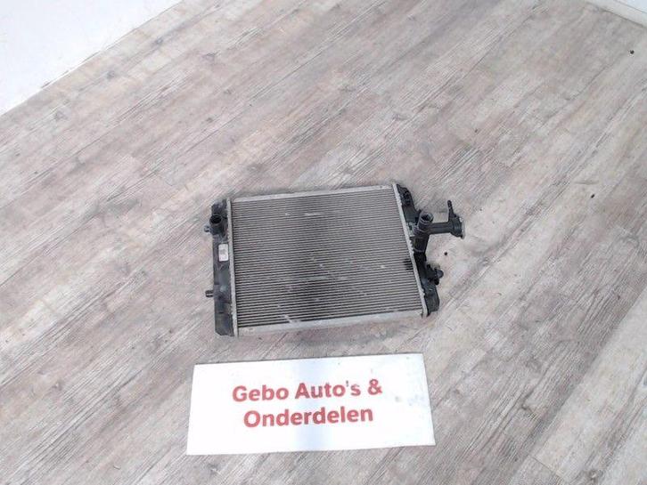 RADIATEUR Peugeot 107 (01-2005/05-2014) (CZ422173-13420T), Auto-onderdelen, Airco en Verwarming, Peugeot, Gebruikt