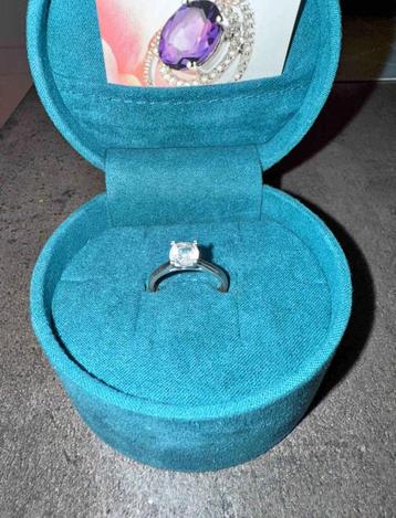 BAGUE OR BLANC, DIAMANT-TOPAZE TAILLE: 54mm beschikbaar voor biedingen