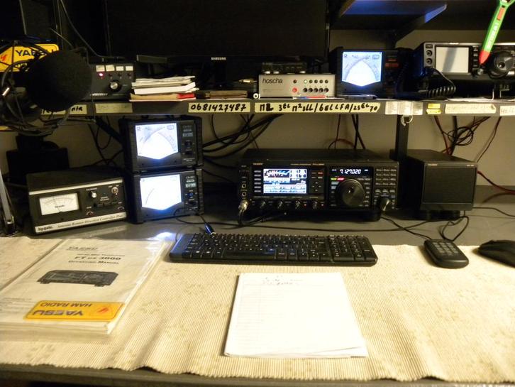 izgs Yaesu FTdx-3000D incl SP-20 - fh-2 remote pad - dvs-6, Télécoms, Émetteurs & Récepteurs, Comme neuf, Émetteur et Récepteur