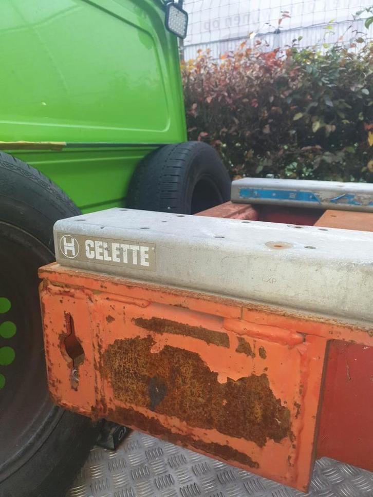 MARBRE DE REDRESSAGE CARROSSERIE MARQUE CELETTE, Auto diversen, Overige Auto diversen, Ophalen