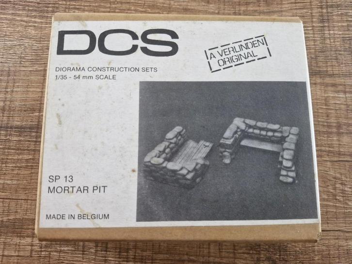 DCS - Verlinden Mortar Pit 1/35, Hobby en Vrije tijd, Modelbouw | Figuren en Diorama's, Zo goed als nieuw, Diorama, 1:35 tot 1:50