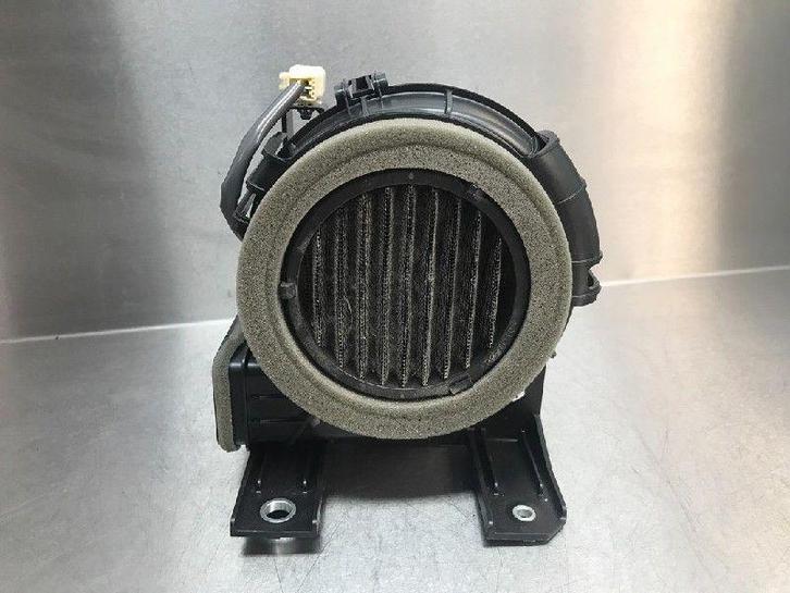 KACHEL VENTILATORMOTOR Yaris III (P13) (|G923052040|), Auto-onderdelen, Airco en Verwarming, Toyota, Gebruikt