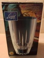 Vaas Crystal d'Arques, Huis en Inrichting, Woonaccessoires | Vazen, Ophalen of Verzenden, Zo goed als nieuw, Minder dan 50 cm