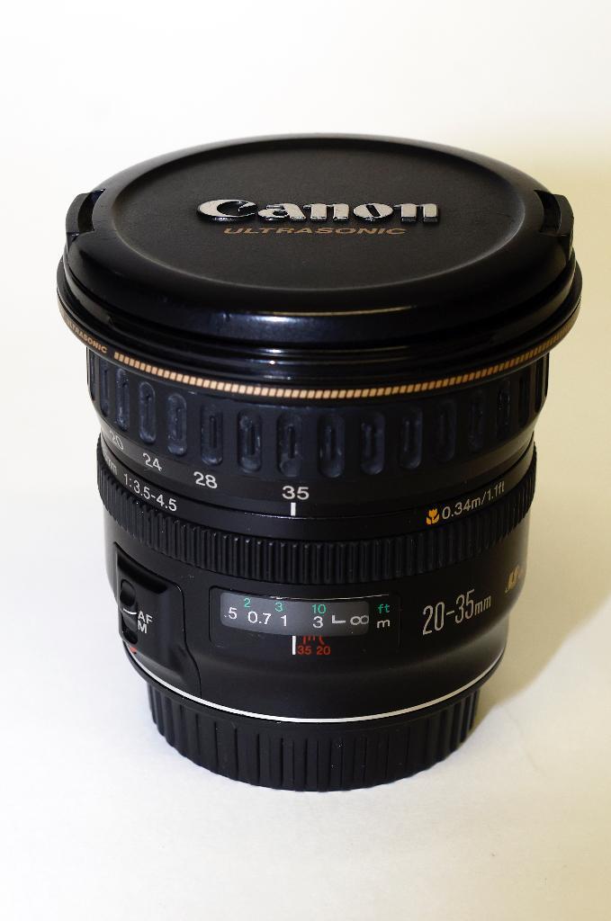 Canon EF 20-35 mm x 3,5 - 4,5 à ultrasons, TV, Hi-fi & Vidéo, Photo | Lentilles & Objectifs, Comme neuf, Objectif grand angle