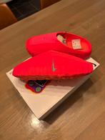 Nike Mind 001 rouge solaire, Neuf, Chaussons, Enlèvement ou Envoi, Autres couleurs
