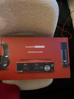 Scarlett 2i2 studio alles inbegrepen (nooit gebruikt), Muziek en Instrumenten, Ophalen, Nieuw, Studiomicrofoon