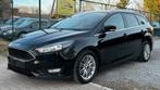 Ford Focus 1.0 benzine Automaat bj 2018, Stof, Gebruikt, Euro 6, Zwart