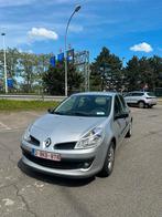 Renault clio 3 1.2i 16v 93.000 km, 5 places, Cuir et Tissu, Achat, 4 cylindres