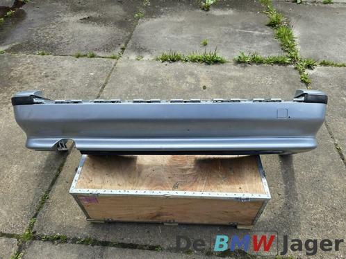 Achterbumper zilver BMW 5-serie Touring E39 51129070498, Auto-onderdelen, Carrosserie, Bumper, BMW, Achter, Gebruikt, Ophalen of Verzenden