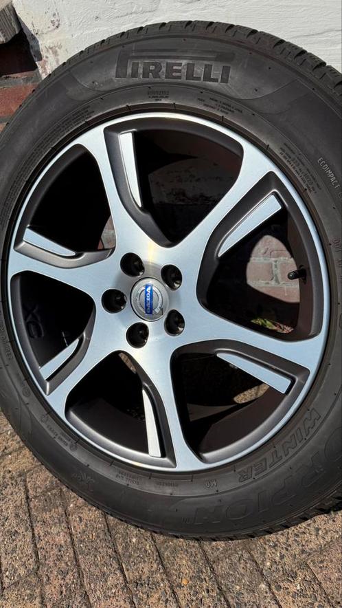 Volvo xc zephyrus velgen set oem all season, Auto-onderdelen, Banden en Velgen, Band(en), Winterbanden, 18 inch, 235 mm, Ophalen