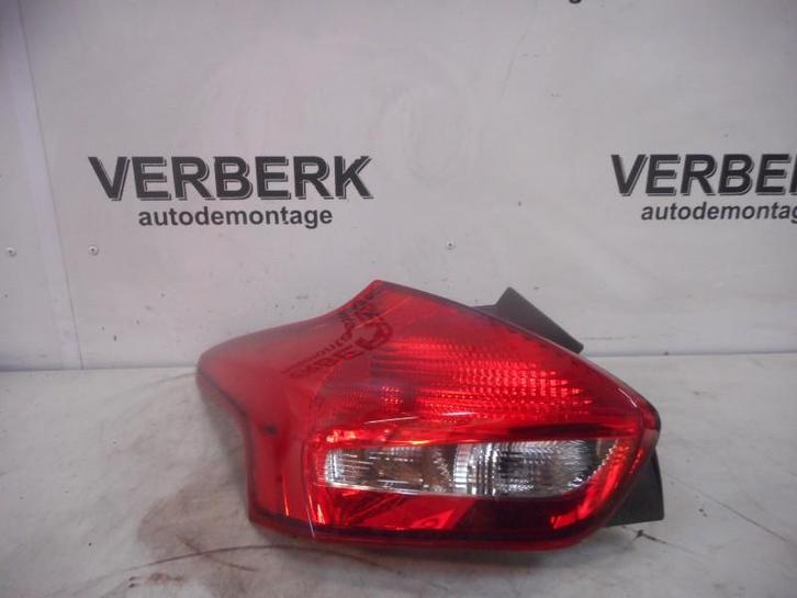 FEU ARRIÈRE GAUCHE Ford Focus (01-1970/-) (f1eb-13405-gj), Autos : Pièces & Accessoires, Éclairage, Ford, Utilisé