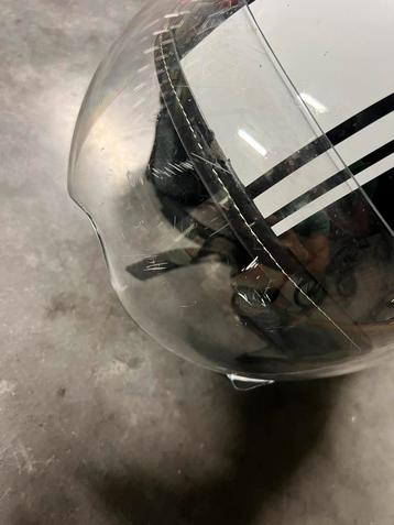 Vespa helm beschikbaar voor biedingen