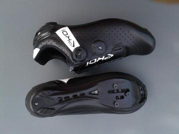 Chaussures cycliste Ekoï pointure 44, mises 2 fois disponible aux enchères