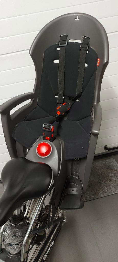 Hamax siesta, Fietsen en Brommers, Fietsaccessoires | Fietsstoeltjes, Gebruikt, Achterzitje, 15 t/m 25 kg, Voetsteuntjes, Ophalen