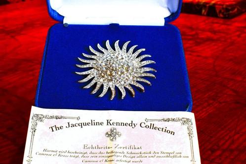 Nieuw uit oude winkelstock - Jackie Kennedy Collection, Bijoux, Sacs & Beauté, Broches, Neuf, Cuivre, Enlèvement ou Envoi