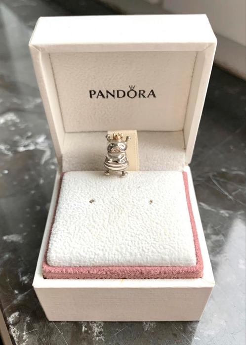 Charm Pandora abeille or, Bijoux, Sacs & Beauté, Bracelets à breloques, Pandora, Or