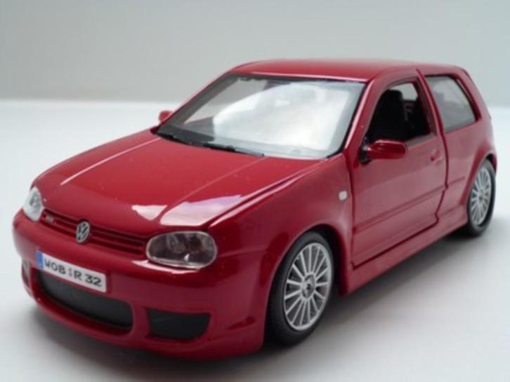 In doos! modelauto Volkswagen Golf 4 R32 – Maisto 1:24, Hobby en Vrije tijd, Modelauto's | 1:24, Nieuw, Auto, Maisto, Verzenden
