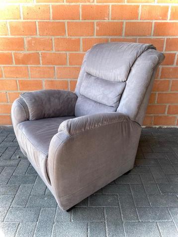 Zetel / fauteuil / 1 zit / NIEUW  beschikbaar voor biedingen