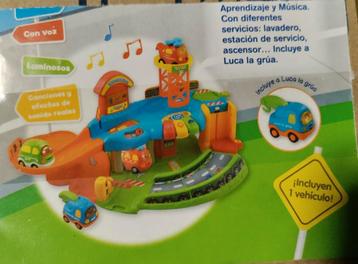 Toet toet auto's/Garage met takelwagen  beschikbaar voor biedingen