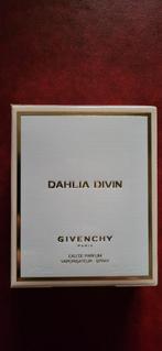 Dahlia Divin Givenchy France  75 ml, Bijoux, Sacs & Beauté, Comme neuf, Enlèvement ou Envoi