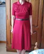 Robe rouge (foncée) avec ceinture taille 38, Vêtements | Femmes, Habits de circonstance, Comme neuf, Taille 38/40 (M), Rouge, Enlèvement ou Envoi