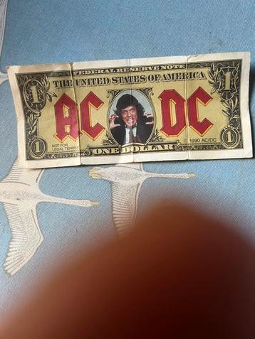 AC DC dollarbiljet beschikbaar voor biedingen