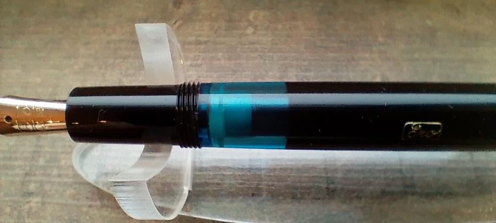 Stylo Plume Piston ERO Noir – Plume F, Vintage, Occasion, Fabrication Allemagne
