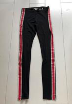 zwarte legging rood witte streep H&M 152 158 sportbroek, Meisje, Gebruikt, Ophalen of Verzenden, Broek