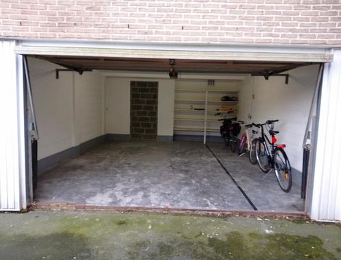 Garage à louer centre Braine-l'Alleud, Immo, Garages en Parkeerplaatsen