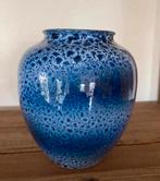 Handgedraaide keramieke vaas, Enlèvement ou Envoi