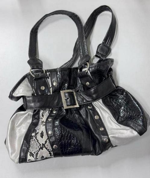 Damestas Handtas 100% Vinyl + riem-gesp dames vrouwen zwart, Handtassen en Accessoires, Tassen | Damestassen, Handtas, Zwart, Ophalen of Verzenden