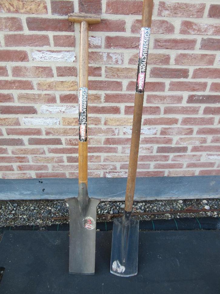 sleuven/grond schoppen, Tuin en Terras, Hand-tuingereedschap, Zo goed als nieuw, Schop, Ophalen