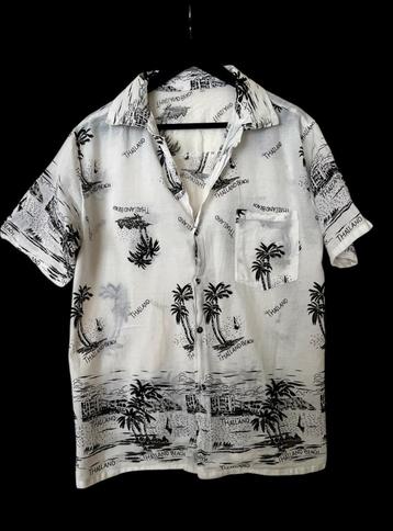 Chemise blanche motif palmier – esprit vacances chic beschikbaar voor biedingen