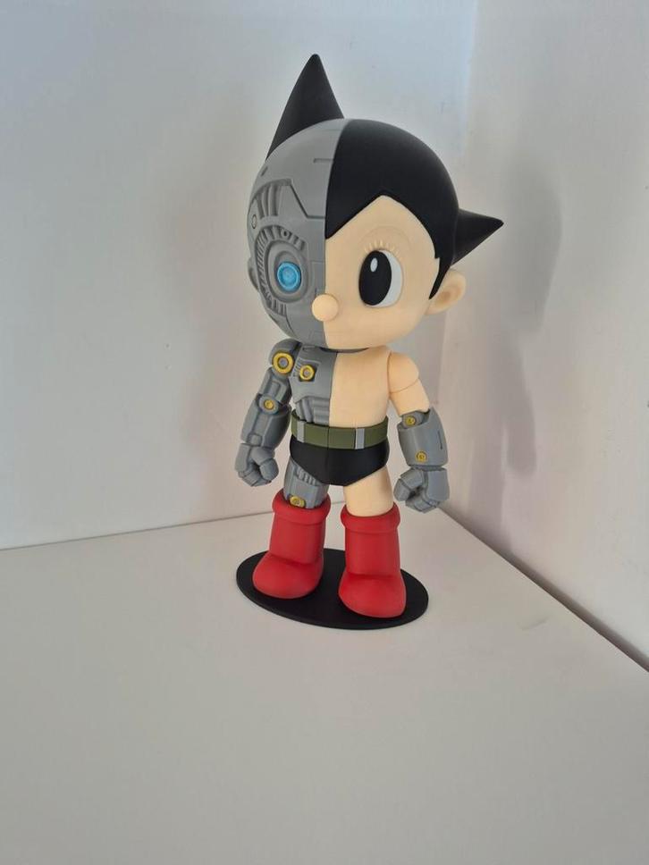 Astro boy figurines 3d, Collections, Statues & Figurines