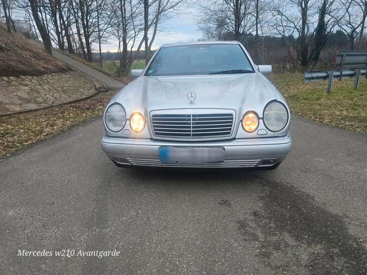 Mercedes w210 avantgarde 280E, Auto's, Mercedes-Benz, Particulier, E-Klasse, Bluetooth, Elektrische ramen, Radio, Benzine, Berline