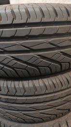 205/60r16 96h xl uniroyal 40€ per stuk met montage, Ophalen