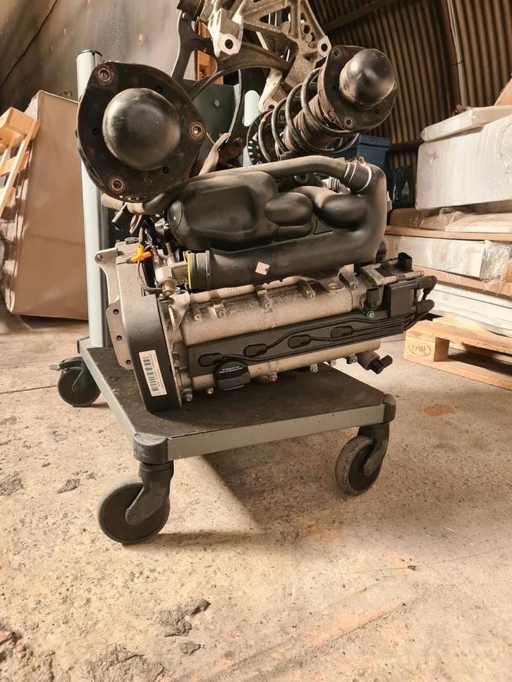 NIEUW! motor audi A2/Vw Golf 4. Benzine 1.4 aua motor code, Auto-onderdelen, Motor en Toebehoren, Audi, Volkswagen, Nieuw, Ophalen