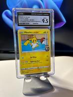 Pikachu on the Ball (FUT20 001) - CGC 9.5, Hobby en Vrije tijd, Verzamelkaartspellen | Pokémon, Ophalen of Verzenden, Nieuw, Losse kaart