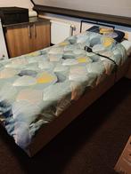 1 persoonbed met met alle toebehoren, Huis en Inrichting, Slaapkamer | Bedden, Ophalen, Zo goed als nieuw