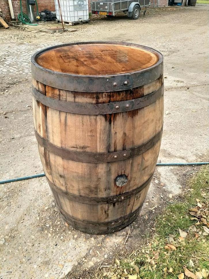 Prachtige zware kwaliteit eiken whiskyvaten, kuipen, Tuin en Terras, Bloembakken en Plantenbakken, Zo goed als nieuw, Ophalen