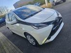 Toyota Aygo x-play, Euro 5, Achat, 998 cm³, 69 ch