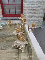 Rustieke kandelaar, Enlèvement