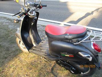 scooter   A klasse  merk i.v.a  venti, IVA, 49 cm³, Enlèvement, Utilisé