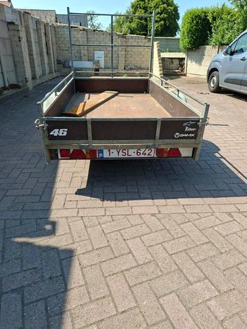 Aanhangwagen in goede staat  beschikbaar voor biedingen
