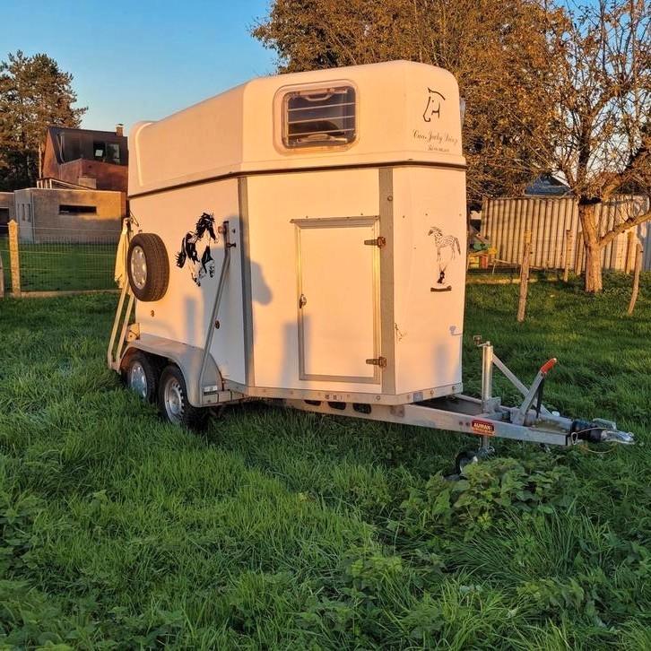 Paardentrailer te huur voor 2 paarden, Dieren en Toebehoren, Paarden en Pony's | Trailers en Aanhangwagens, Ophalen