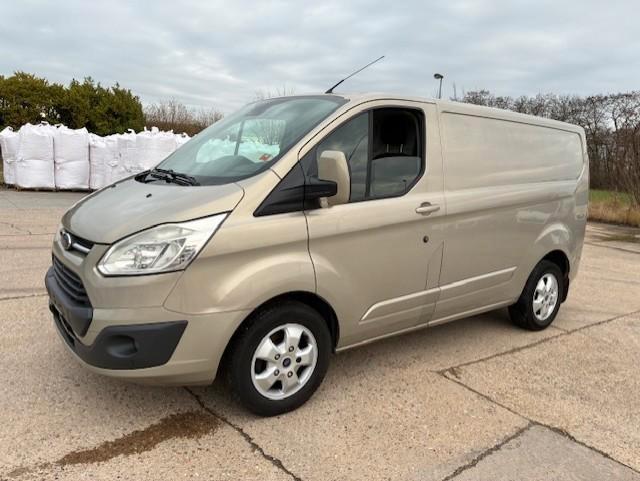 Ford Custom 2016 Euro 6 Turbo probleem., Auto's, Bestelwagens en Lichte vracht, Particulier, Ford, Diesel, Euro 6, 5 deurs, Handgeschakeld