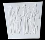 Fernand Vanderplancke "team spirit" witte keramische tegel, Antiek en Kunst, Kunst | Beelden en Houtsnijwerken, Ophalen