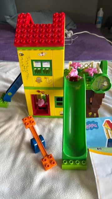 Peppa big huis beschikbaar voor biedingen