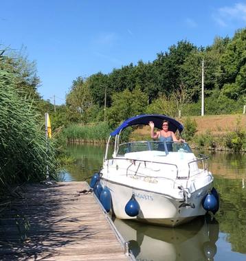 speedboot ( weekender ) beschikbaar voor biedingen
