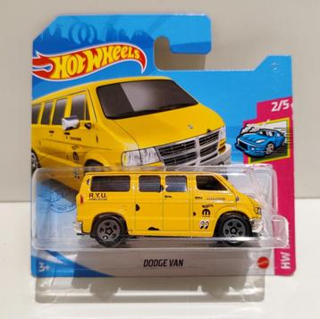 Hot Wheels Dodge Van Mooneyes Geel (2021) beschikbaar voor biedingen